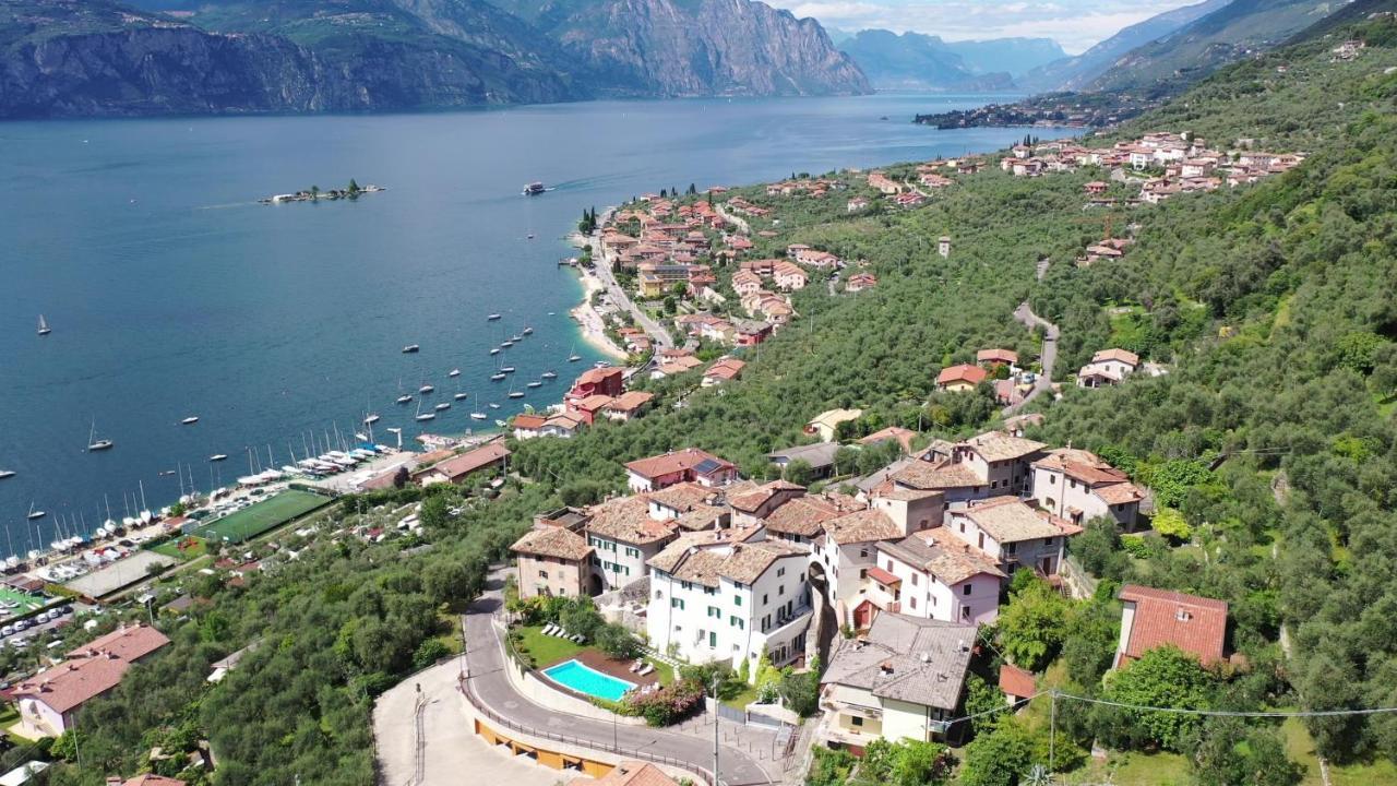 Villa Borgo Borago 브렌조네 술 가르다 외부 사진
