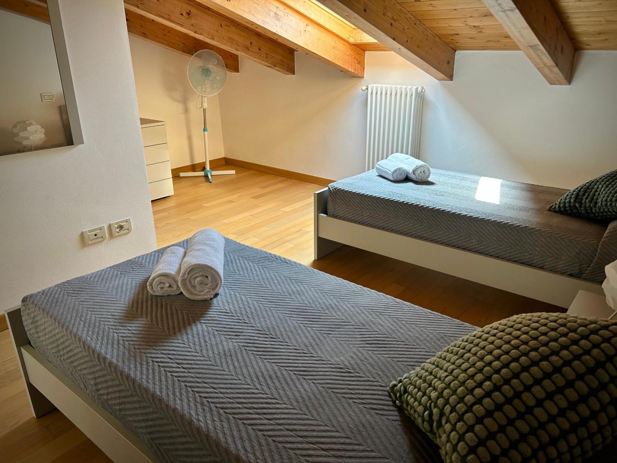Villa Borgo Borago 브렌조네 술 가르다 외부 사진